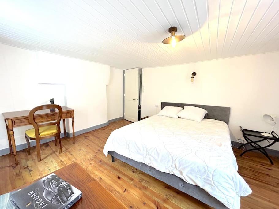 Charmante Maison De Montagne Pour 8 Personnes Livet-et-Gavet Exterior photo